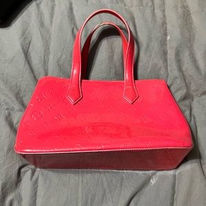 Louis Vuitton Red Vernis Wilshire PM purse